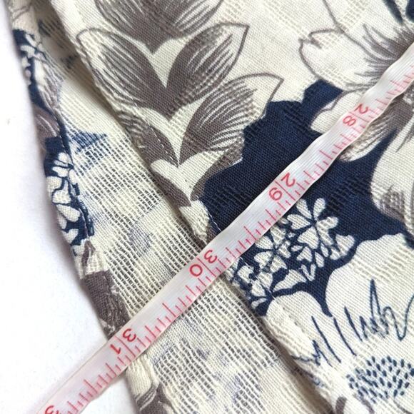 Soft Surroundings Top Women's Size PM Floral St. Remy Button Down Tunic - Picture 10 of 10